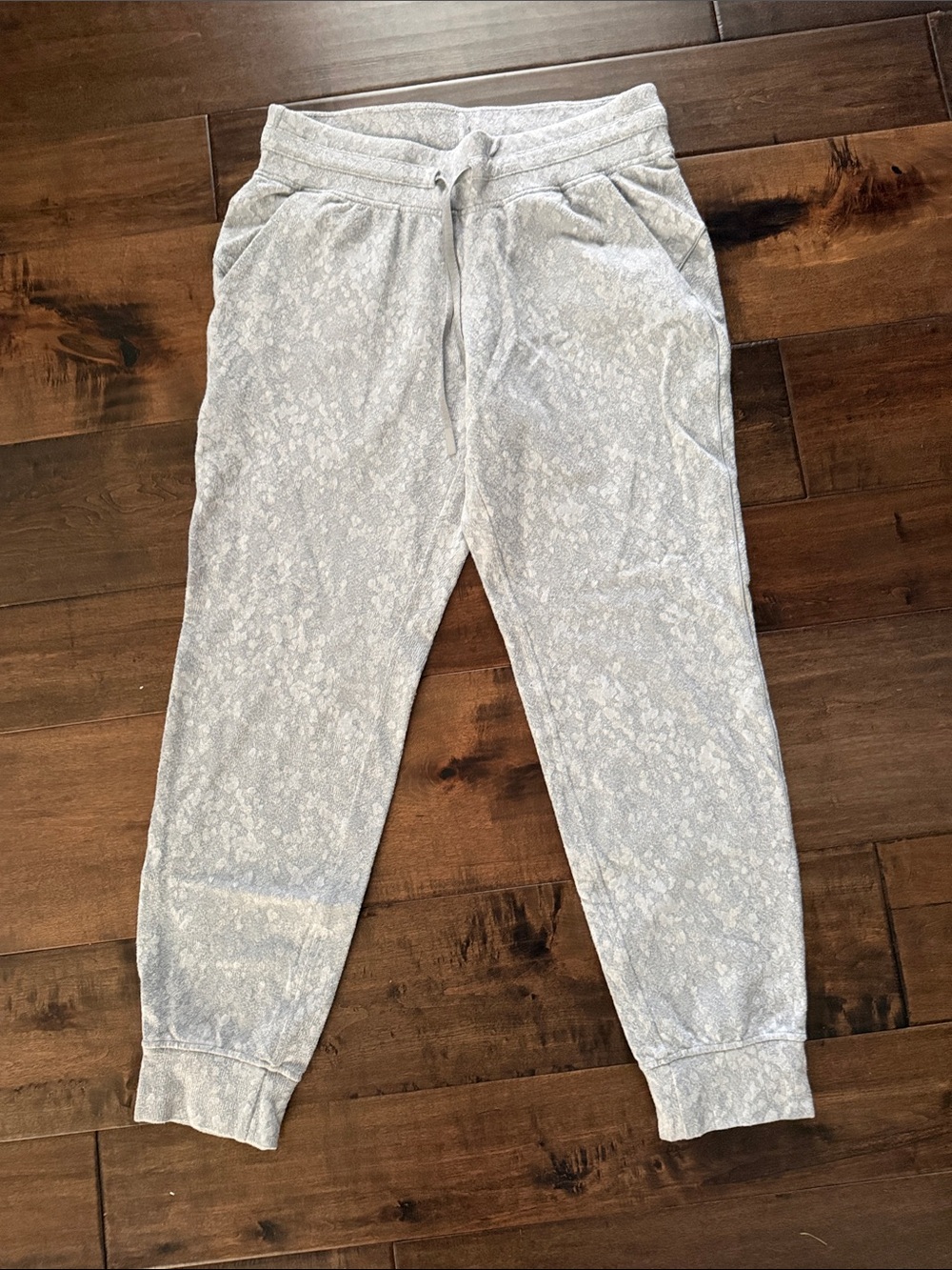 lululemon athletica Light Gray speckled Jogger Pants